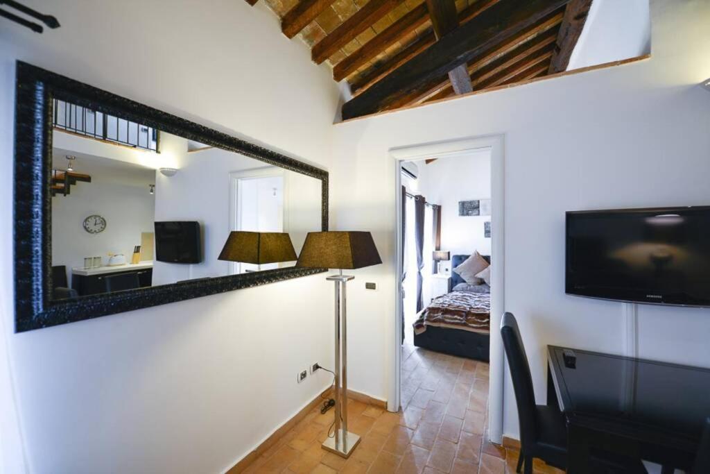 Ibernesi - Charming Apartment At The Roman Forums Exterior foto